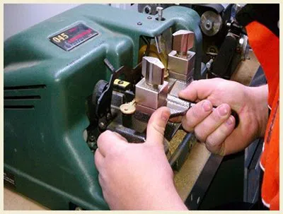 Stone Park IL Locksmith Store Stone Park, IL 708-393-1995 - 18-key-making